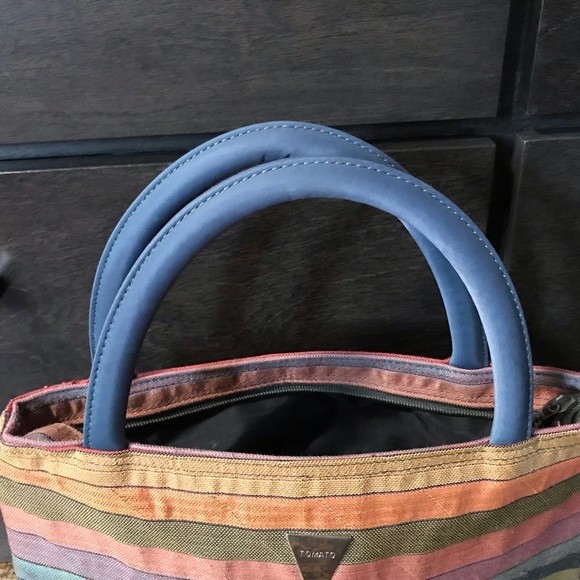 Gorgeous Striped Purse - Picture 5 of 6